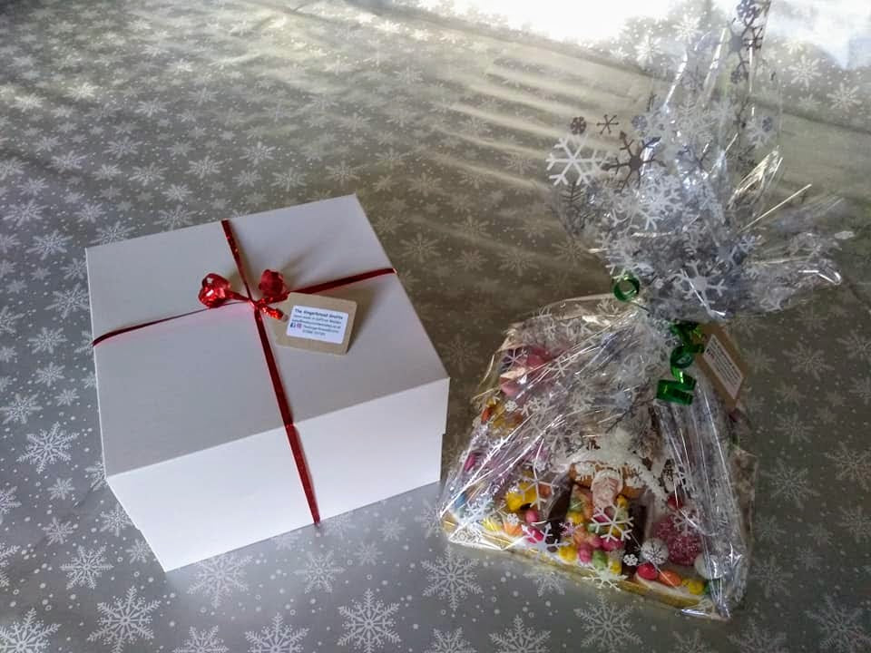 Little Gingerbread House & Garden