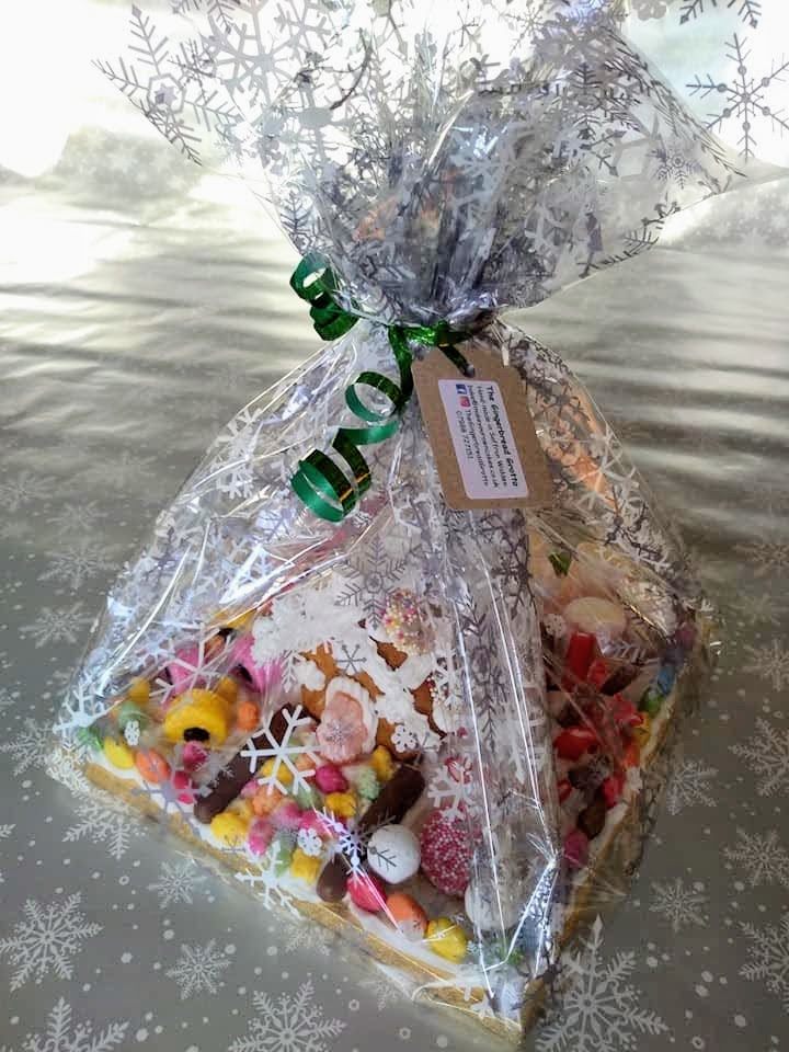 Little Gingerbread House & Garden